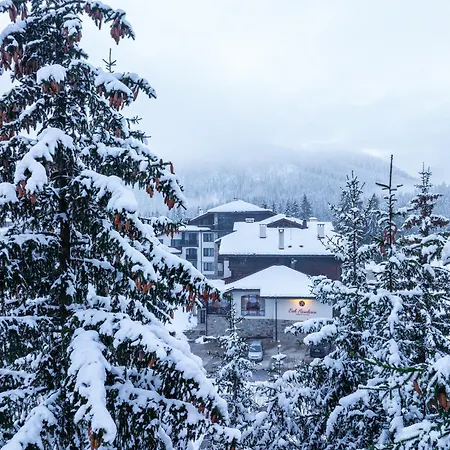 Oak Paradise * Smolyan