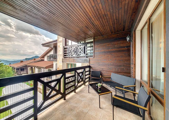 Oak Paradise * Smolan